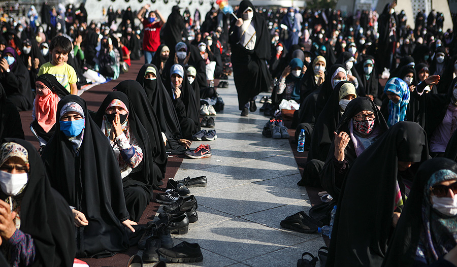 شور دختران انقلاب در حمایت از حجاب / غریو بانوان متدین در میدان امام حسین(ع) طنین‌انداز شد