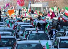 شکرانه ۴۳ سال اقتدار با پرچم افتخار + عکس