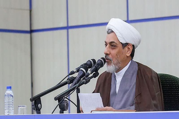 نمی‌توان منکر نقش مهم تاریخ در فهم گزاره‌های دینی شد