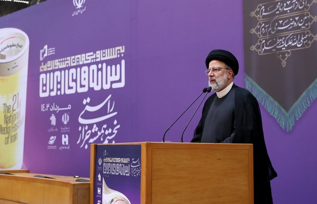 آزادی قلم و بیان از افتخارات جمهوری اسلامی ایران است