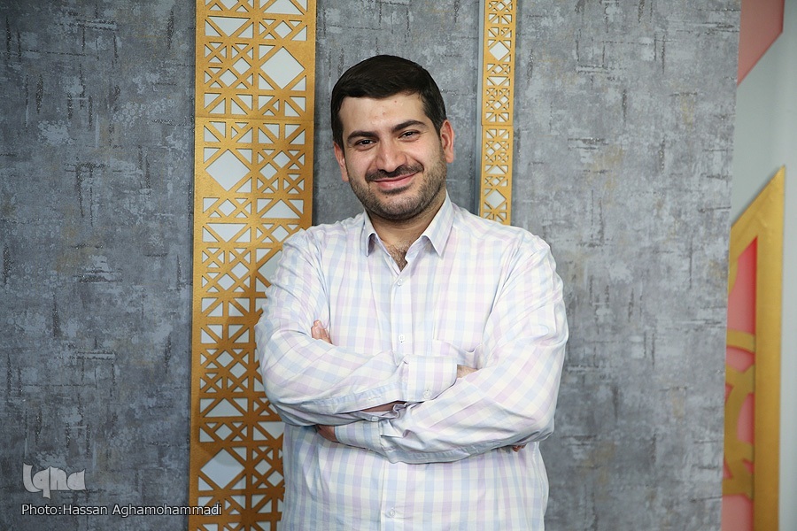 حاجی در قبال اصلاح جامعه مسئول است