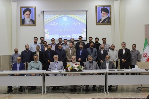 محفل قرآنی با حضور اساتید و قاریان ممتاز در شورای عالی قرآن