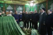 راهی جز وحدت برای حل مشکلات نداریم