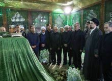 راهی جز وحدت برای حل مشکلات نداریم