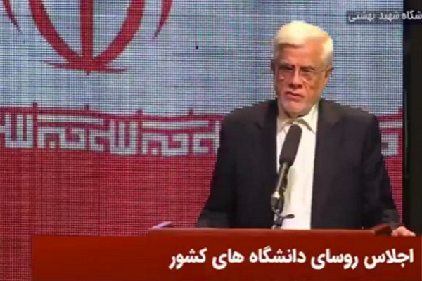 دولت به دنبال حل مشکلات تنها با ساز و کارهای علمی و فرهنگی است