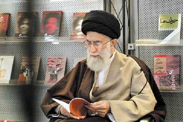 دین اسلام و زبان فارسی از منظر رهبری دو ستون کشورند + صوت