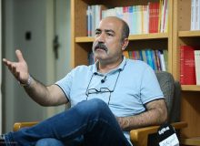 قهر روشنفکران منجر به تولد نویسندگان دفاع مقدس شد + فیلم