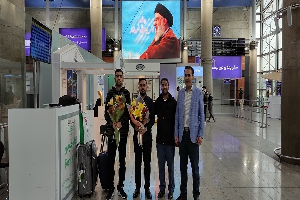 ادای احترام جامعه قرآنی ایران در برابر دبیرکل فقید حزب‌الله لبنان