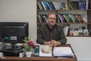 سیاست‌گذاری حوزه کتابت و نشر قرآن با مرکز طبع و نشر است