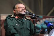 اداره موفق کشور تنها با مدیریت جهادی امکان‌پذیر است