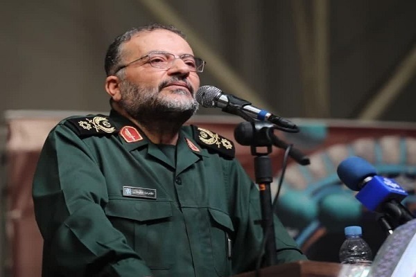 اداره موفق کشور تنها با مدیریت جهادی امکان‌پذیر است