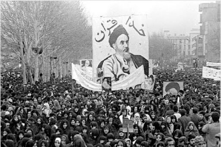 سرآغاز حقیقی انقلاب + فیلم