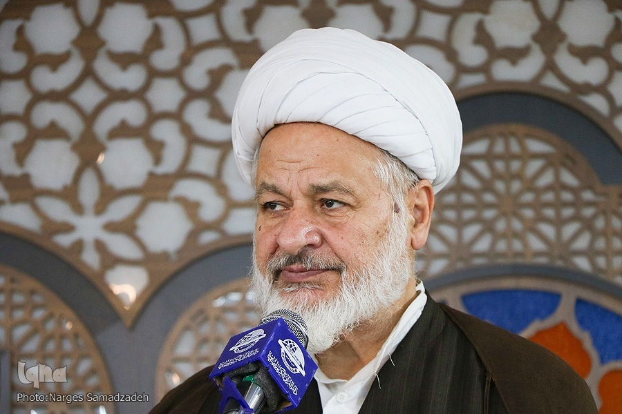 قرآن و عترت؛ برترین نعمت‌های معنوی دنیا