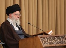 طنین خوش‌آهنگ کلام خدا در محفل استماع و تَدَبُّر حسینیه امام خمینی(ره)